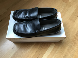 Продам новые кожаные мокасины GEOX, разм. 37 (1 фото из 3)