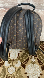 Uus Louis Vuitton kott. Nahk (3 foto / 3)