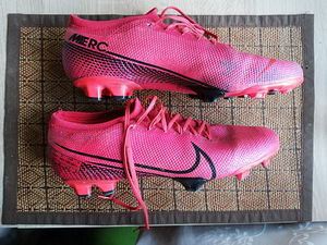Putsad Nike Mercurial Vapor XIII стр.44.5 (1 фото из 3)