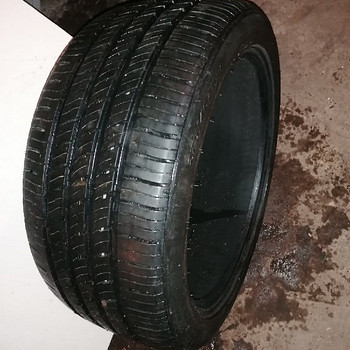 Rehv, suur kiirus 275/40 ZR20