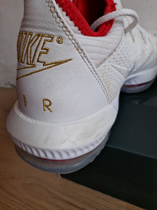 Korvpalli tossud (Lebron 16 low) (7 foto / 10)