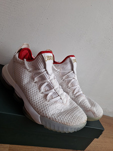 Korvpalli tossud (Lebron 16 low) (9 foto / 10)