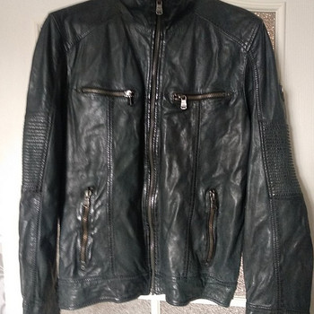 Новая кожаная куртка Emilio Adani р.48-50 Германия.