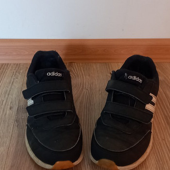 Adidas tossud