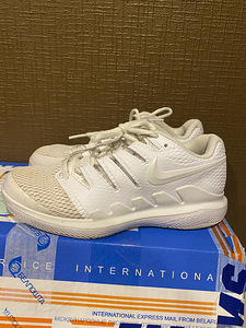 NIKE W AIR ZM VAPOR X HC (Теннис) (1 фото из 2)