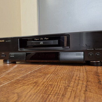 Akai CD-V12 Compact Disc Player