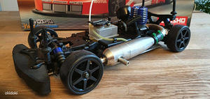 KYOSHO NISSAN SKYLINE Z GP 1:10 ДВЕ ШЕСТЕРНИ NIRTO V-ONE (3 фото из 6)