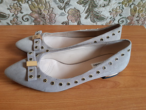 Туфли женские Clarks новые №37 (1 фото из 3)