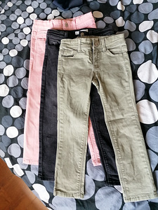 Комплект для девочек kIABI из 3-х джинсов slim fit. 4а - 104см (1 фото из 3)