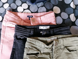 Комплект для девочек kIABI из 3-х джинсов slim fit. 4а - 104см (2 фото из 3)