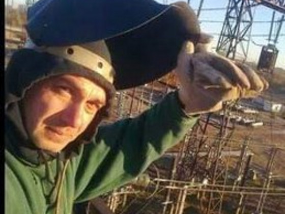 Ищу работу . Сборка-сварка металлоконструкций. Оклейка авто.