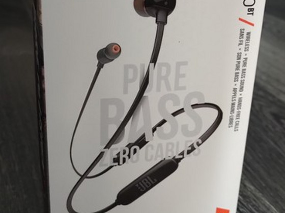 JBL Harman Tune 110BT.