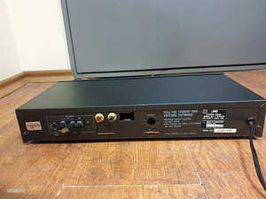 Тюнер jVC TK 100LB (2 фото из 2)