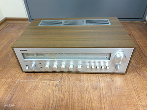 Yamaha CR-600 AM/FM Stereo Receiver (2 foto / 3)