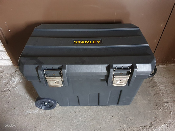 STANLEY tööriistakast / tööriistakohver ratastel UUS 110L.
