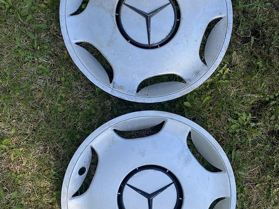 Mercedes-benz колпаки 2x