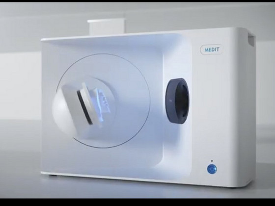 Medit T710 Tabletop 3D Dental Scanner