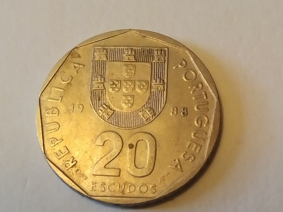 Portugali münt