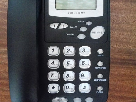 VoIP-телефон Grandstream BudgeTone-100