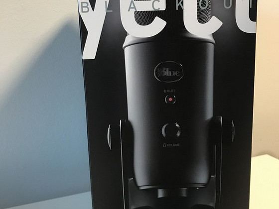 BLUE Yeti Blackout микрофон , неиспользованный