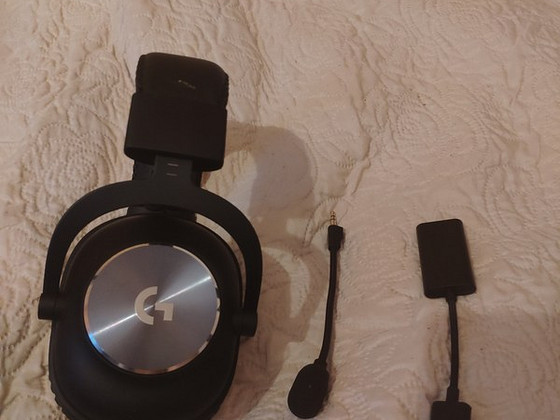 Logitech pro наушники