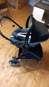 Maxi Cosi Pepple Plus + колеса (1 фото из 5)