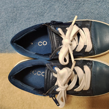 Ecco tennised, s 32