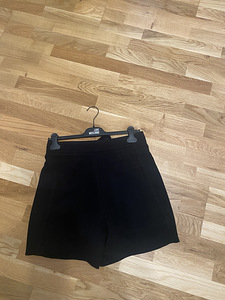 Emporio Armani lühikesed püksid (3 foto / 3)
