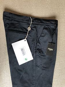 Брюки FENDI (3 фото из 3)