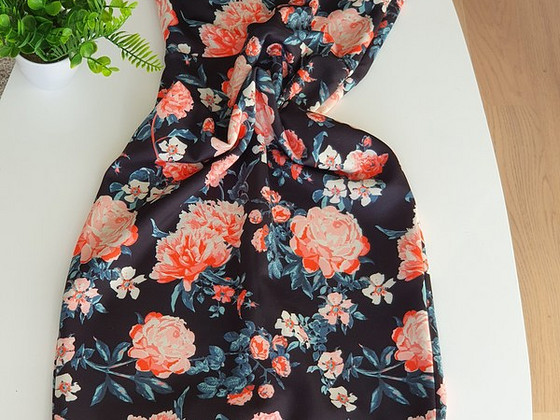 FLORAL PENCIL DRESS