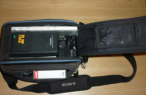 Видеокамера сумка Sony VHS 8mm (8 фото из 10)