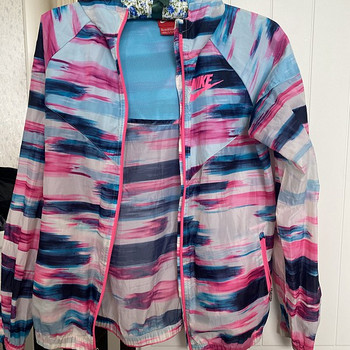 Tuulejope Nike 156-166cm