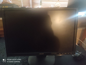 Продам монитор asus (2 фото из 3)