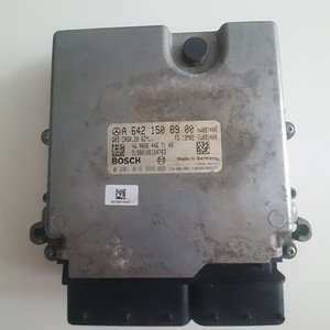 Ajud MERCEDES-BENZile w218 (1 foto / 3)