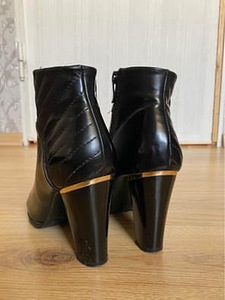 Полусапожки (2 фото из 5)