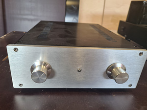 EAR834 RIAA MM Tube Phono amplifier 12AX7/ECC83 (2 foto / 3)