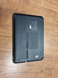 Hp probook 450 G2 i5,8GB,256ssd,vidio 2GB,Win 11 (3 foto / 3)