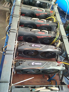 Майнинг ферма (1 фото из 2)