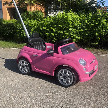 Машина Fiat 500