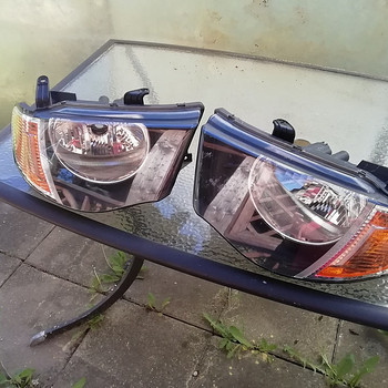 Auto esituled Mitsubishi L200