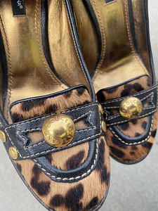 Dolce & Gabbana orig. туфли 36.5, цена в магазине 500.- (1 фото из 3)