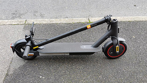Elektriline tõukeratas Xiaomi Mi Electric Scooter Pro 2 (2 foto / 2)