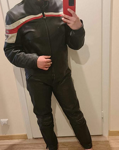 Dainese naiste nahktagi ja nahkpüksid (1 foto / 2)