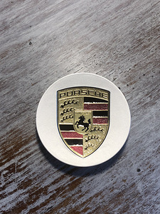 Капсулы porsche 76MM Silver / Gold (1 фото из 4)