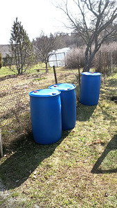 Tünn, 220 L vaat, plastikmahuti. (2 foto / 3)