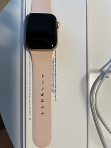 Apple watch 6 LTE 40mm gold pink sand (3 foto / 3)