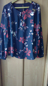 Naiste riided suurused xl/16/42-44 (2 foto / 9)