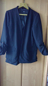 Naiste pintsakud suurused xl (1 foto / 4)
