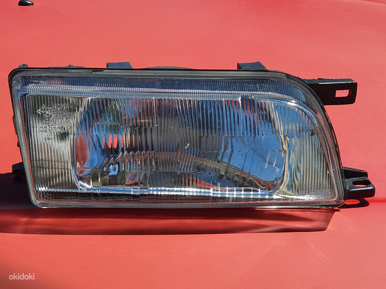 Esituli sõiduautole Nissan Sanny 1991-1995