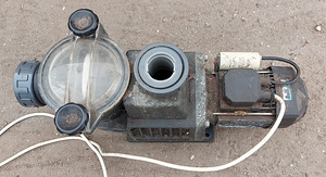 Basseinipump (1 foto / 2)